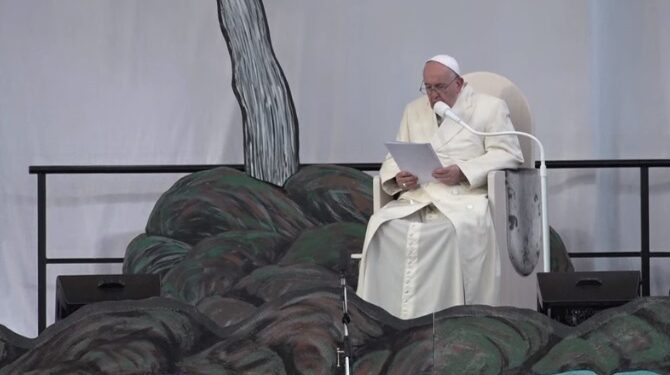 El papa cierra en el Ártico su viaje penitencial a Canadá
