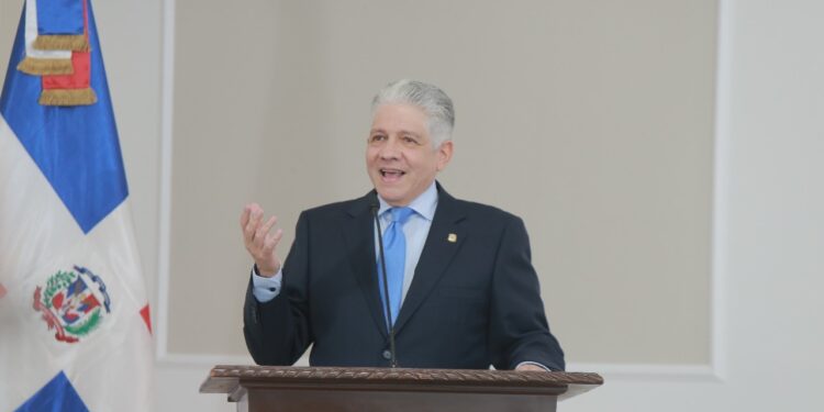 Eduardo Estrella resalta transformación y alto rendimiento legislativo del Senado en el período 2021-2022