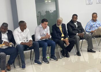 Fenatrano y Fenatrapego realizan visita de cortesía a nuevo director de Intrant Hugo Beras