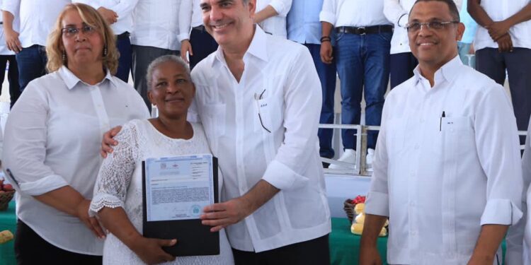 UTECT ha entregado cerca de 30 mil títulos de propiedad en 2 años de Gobierno del presidente Luis Abinader