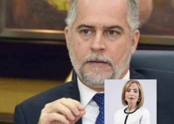 Consejera de Superintendente de Bancos también es su socia en empresa privada