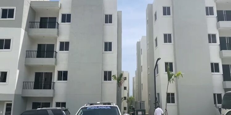 Gobierno entrega primera fase “Mi Vivienda Féliz” en Hato Nuevo SDO