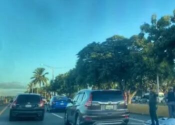 Muere una persona en accidente en la autopista Las Américas