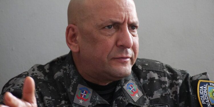 Entidad SDCC resalta labor general Pérez Peralta contra la delincuencia en SDE