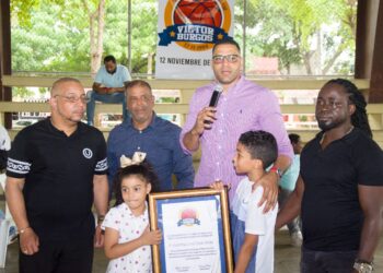 Club Víctor Burgos celebra su 28 aniversario de trayectoria en Santo Domingo Norte