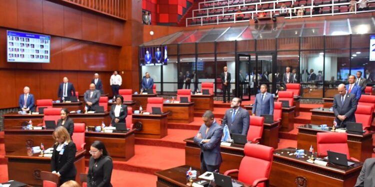 Senado aprueba en primera lectura el Código Penal y otras iniciativas