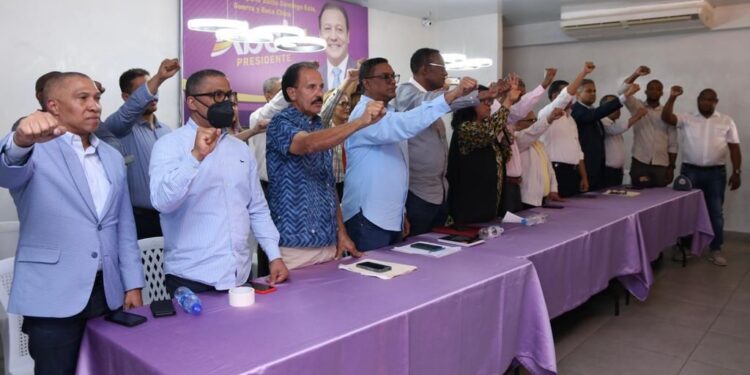 Juramentan Comité de Campaña Abel Martínez en Santo Domingo Este, Guerra y Boca Chica