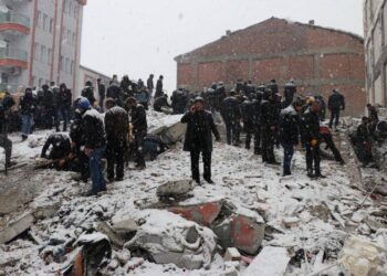 El terremoto en Turquía y Siria deja al menos 5.000 muertos; declaran el estado de emergencia