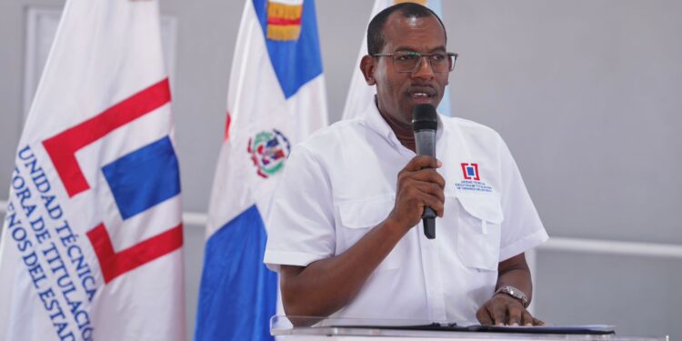 Dejan iniciado proceso de titulación de terrenos para beneficiar más de 5 mil personas en Las Lagunas de Nisibón, Higüey