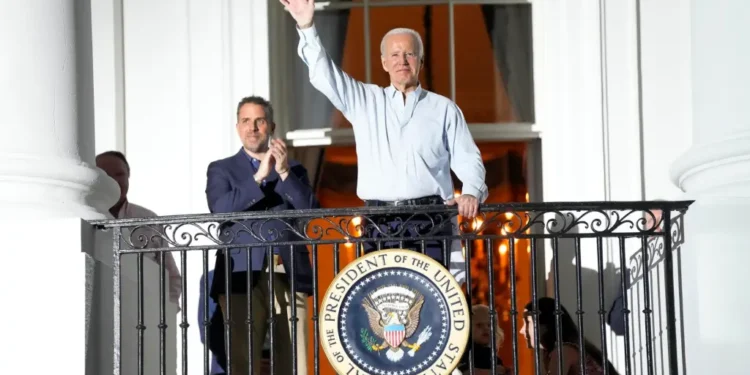 El hijo de Joe Biden es acusado de posesión ilegal de un arma y de un delito de impuestos