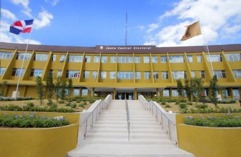 JCE rechaza 106 de 111 solicitudes partidos
