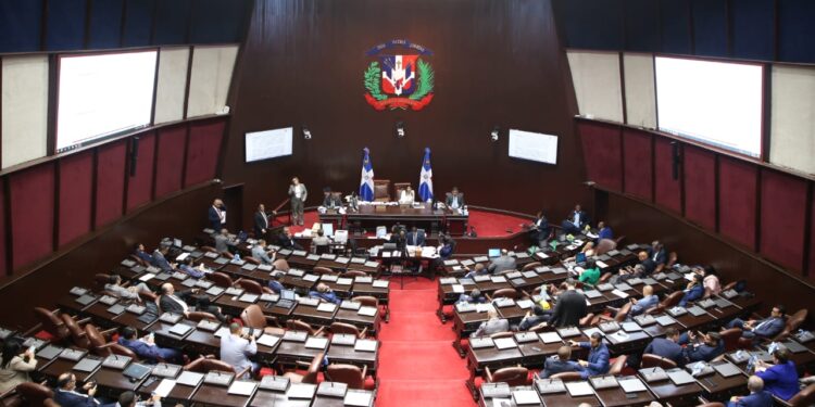Diputados aprueban en primera lectura ley de administración de bienes incautados, decomisados y en extinción de dominio