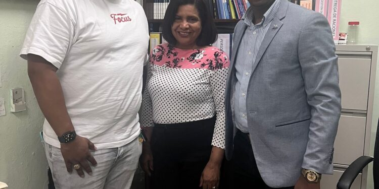 Cluzodisna agradece apoyo del Director Regional 15 ee Educación al Deporte