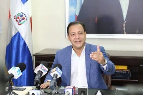 Abel propone comisión gestione crisis frontera; pide Abinader se aparte del tema