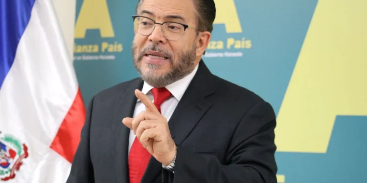 Guillermo Moreno arremete contra alianza opositora “Rescate RD”