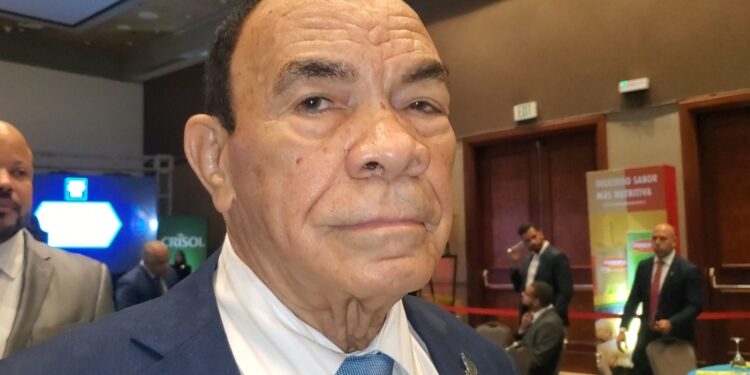 Comerciantes Mayoristas de Mercados advierte comerciantes haitianos están comprando en otras islas lo que  en RD