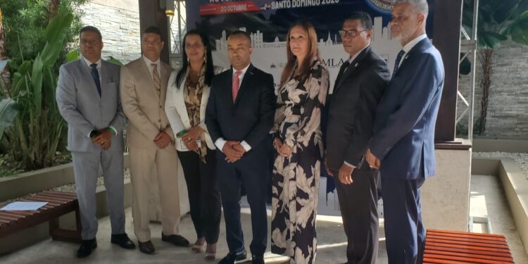 Contadores realizan seminario de actualización profesional