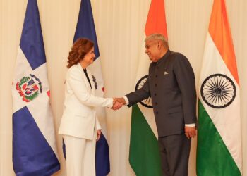 Encuentro entre el Vicepresidente de la República de la India y la Vicepresidenta de la República Dominicana