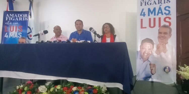 Rafael Amador reafirma su compromiso el PRM, pese ceder candidatura por Ley de Género. Valida pasado proceso interno