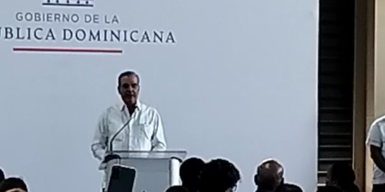 Luis Abinader: Extensión línea 2 del Método hacia Los Alcarrizos entraría en funcionamiento en verano del año entrante