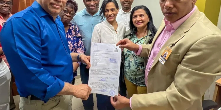 Vicealcaldesa SDE Ángela Henríquez será compañera de boleta candidato del PRM Dío Astacio