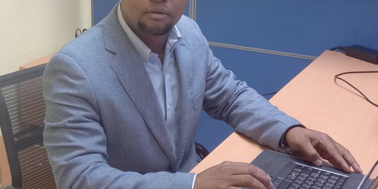 Periodista Jesús Camilo exige mayor equidad en publicidad Estatal en cumplimiento a Decreto 1-24