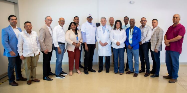 Equipo encabezado por contralor Félix Santana inspecciona Ciudad Sanitaria Luis Eduardo Aybar