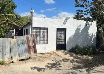 Sacan de vivienda cadáver de hombre que llevaba 9 días fallecido en Boca Chica