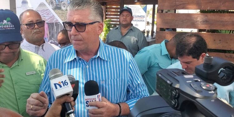 Presidente de APROLECHE asegura Abinader cumple con productores fronterizos
