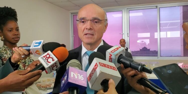 Representante ONU aclara “no hay ningún puente aereo entre RD y Haiti, son operaciones aéreas