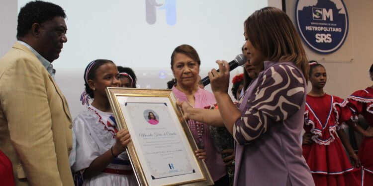 SNTP filial Santo Domingo Este&nbsp; y&nbsp; Hospital Darío Contreras auspician charla “Transformación de la Mujer de Hoy”