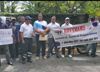 Técnicos del 911 protestan por incumplimiento de promesas&nbsp; mejoras laboral.