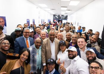 Candidato a Senador Julito Fulcar recibe apoyo de banilejos en Boston