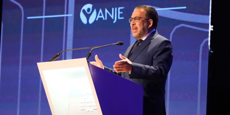 Guillermo Moreno presenta las reformas que necesita el país, sin ataduras con el pasado