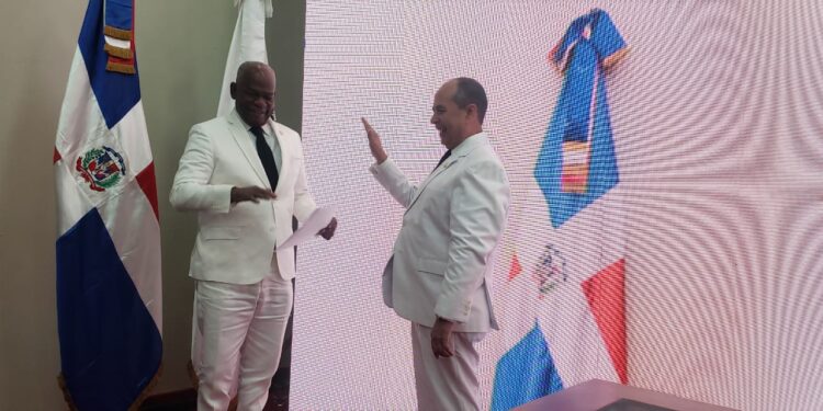 Presidente Concejo Regidores ADN promete consolidar funciones de ese organismo