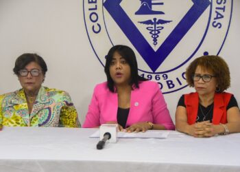 Bioanalistas instan al presidente Luis Abinader a solucionar sus demandas
