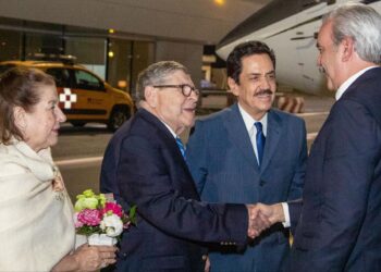 Presidente Abinader llega a Italia para audiencia privada con su Santidad el papa Francisco en la Ciudad del Vaticano
