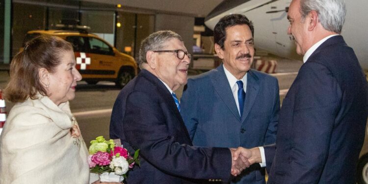 Presidente Abinader llega a Italia para audiencia privada con su Santidad el papa Francisco en la Ciudad del Vaticano