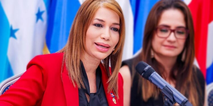 Destacan esfuerzos Presidenta de Honduras Xiomara Castro para fortalecer el SICA