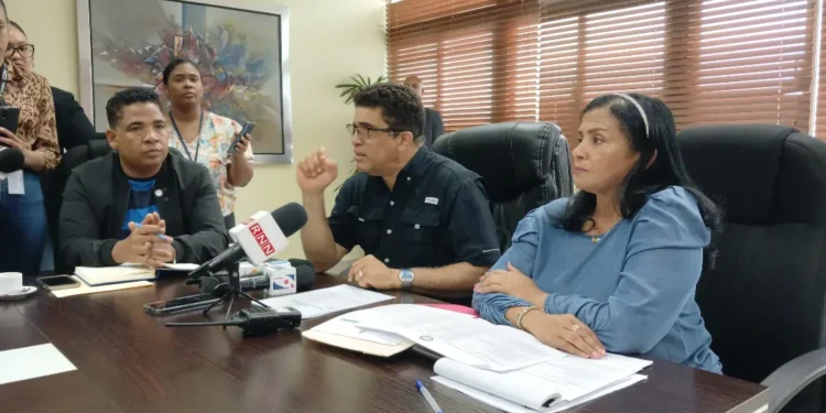 Alcaldía SDE intensifica operativo limpieza, iluminación y poda de arboles ante temporada ciclónica 2024