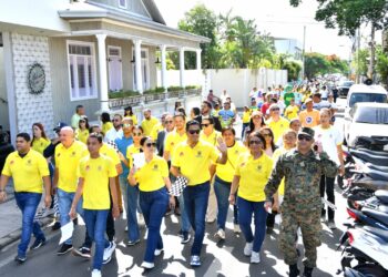 Kelvin Cruz inaugura Olimpiadas Infantiles Municipales La Vega 2024