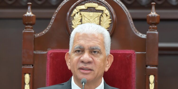 Senado aprueba en segunda lectura ley protección de los derechos laborales de periodistas