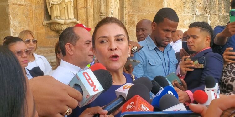 PRM analiza propuesta Abinader de unificar elecciones y reducción de diputados