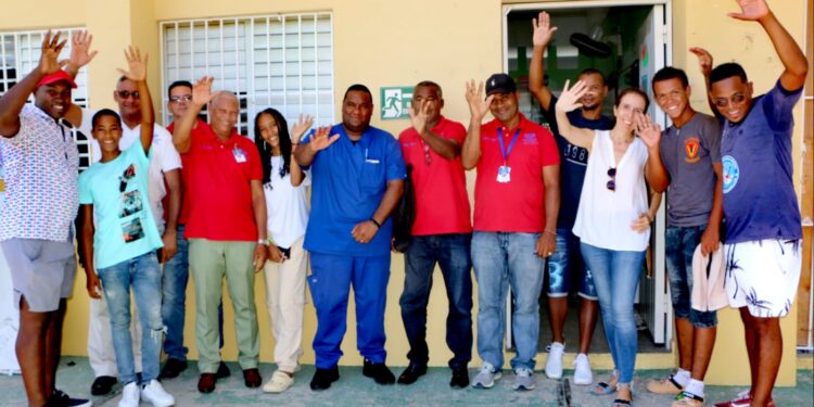 Comunitarios en Cabral Barahona realizan operativo médico impactó más de 200 personas