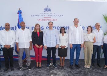 Ministro Salud y Director Promese/Cal llevan programa “más salud” a región Este