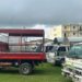 DIGESETT retiene 30 camiones por transportar personas sobre la carga en Verón y Bávaro