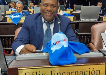 Genera controversia en Cámara Diputados obsequio de Fomudevi: Diputado Félix Encarnación reafirma compromiso con&nbsp; defensa de la vida