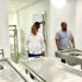 Viceministro Salud José Matos realiza recorrido de supervisión a remodelacion de Patología Forense