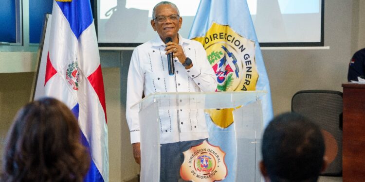 Venancio Alcántara afirma no le tiembla el pulso para cancelar a empleados que reciben sobornos, aunque él los haya nombrado