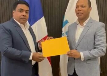 CNTU entrega propuesta a director Intrant en busca de frenar accidentes de tránsito en RD